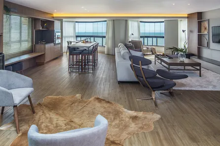 Apartamento com 4 Quartos para alugar, 275m² no Centro, Balneário Camboriú