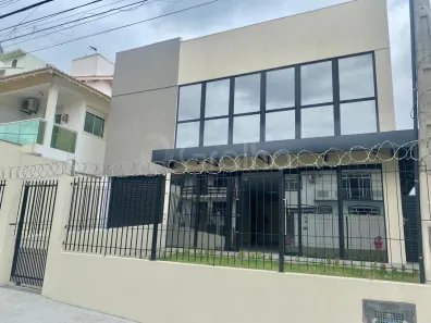 Prédio Comercial à venda, 300m² no Jardim Atlântico, Florianópolis
