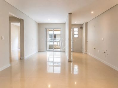 Apartamento com 2 Quartos à venda, 72m² no Barreiros, São José