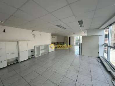 Sala Comercial para alugar, 257m² no Espinheiro, Recife