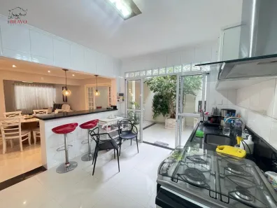 Casa com 4 Quartos para venda ou aluguel, 360m² no Vila Leopoldina, São Paulo