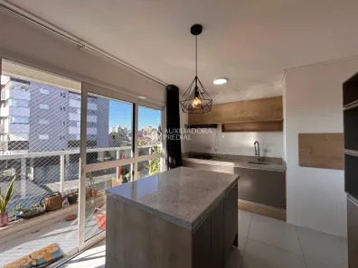 Apartamento com 3 Quartos para alugar, 130m² no Marechal Rondon, Canoas