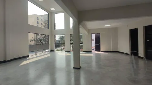 Prédio Comercial para alugar, 600m² no Jardim Emília, Sorocaba