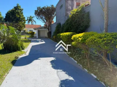 Casa com 3 Quartos para venda ou aluguel, 252m² no Alvinópolis, Atibaia