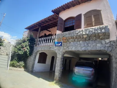 Casa com 3 Quartos à venda, 273m² no Renascença, Belo Horizonte