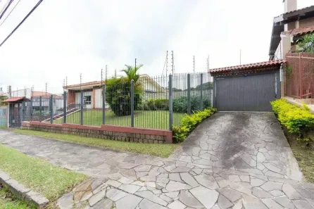 Casa com 4 Quartos à venda, 960m² no Vila Assunção, Porto Alegre