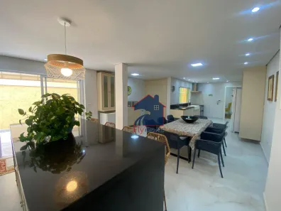 Sobrado com 3 Quartos à venda, 300m² no Vila São Vicente, São Paulo