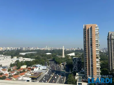Apartamento com 3 Quartos para alugar, 130m² no Vila Mariana, São Paulo