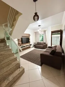 Casa com 3 Quartos à venda, 122m² no Jardim Vitória, Macaé