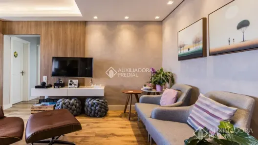 Apartamento com 2 Quartos à venda, 58m² no Chácara das Pedras, Porto Alegre