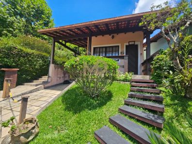 Casa de Condomínio com 3 Quartos à venda, 150m² no Pimenteiras, Teresópolis