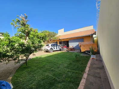 Casa com 3 Quartos à venda, 168m² no Parque Santa Cecília, Aparecida de Goiânia