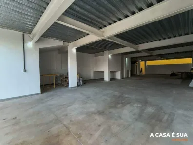 Galpão/Depósito/Armazém para alugar, 230m² no Cabral, Contagem