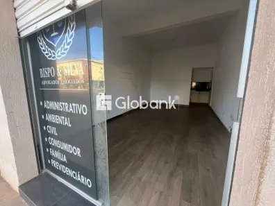 Sala Comercial para alugar, 45m² no Alto da Boa Vista, Montes Claros