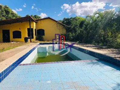Fazenda/Sítio com 3 Quartos à venda, 2000m² no , Mateus Leme