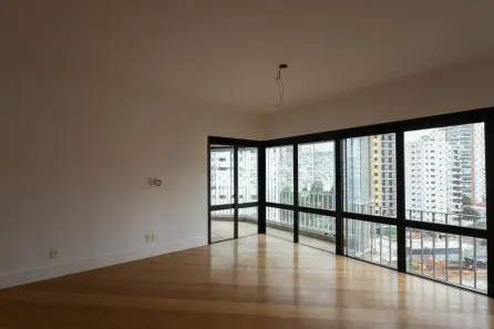 Apartamento com 3 Quartos para alugar, 177m² no Moema, São Paulo