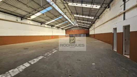Galpão/Depósito/Armazém para alugar, 1500m² no Jordanópolis, São Bernardo do Campo
