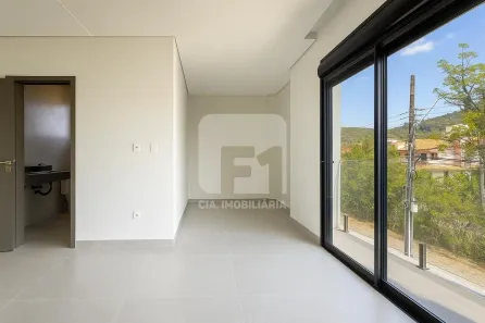 Casa com 3 Quartos à venda, 180m² no Itacorubi, Florianópolis