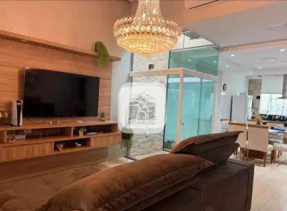 Casa com 3 Quartos à venda, 220m² no Minas Gerais, Uberlândia