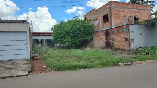Casa com 2 Quartos à venda, 250m² no Residencial Solar Bougainville, Goiânia
