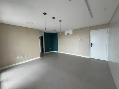 Apartamento com 2 Quartos à venda, 79m² no Barreiros, São José