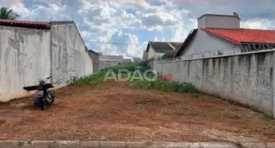 Lote/Terreno à venda, 300m² no Residencial Canadá, Goiânia