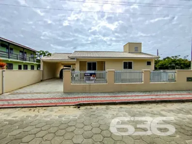 Casa com 3 Quartos à venda, 150m² no Praia do Ervino, São Francisco do Sul