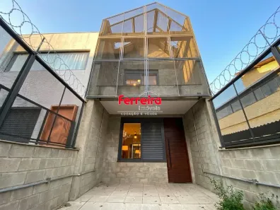 Prédio Comercial para alugar, 120m² no São Geraldo, Porto Alegre