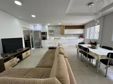 Casa com 4 Quartos à venda, 250m² no Jardim Independência, Taubaté