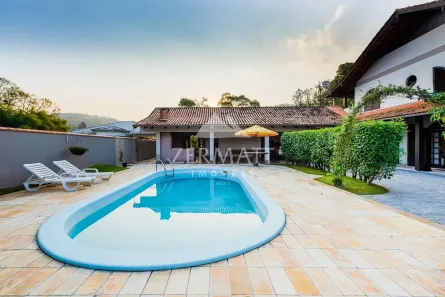 Casa com 4 Quartos à venda, 509m² no Vorstadt, Blumenau