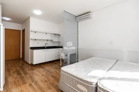 Apartamento com 1 Quarto para alugar, 27m² no Centro, Curitiba