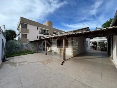 Casa com 4 Quartos à venda, 265m² no Santa Amélia, Belo Horizonte
