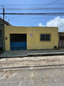Casa com 4 Quartos à venda, 107m² no Benedito Bentes, Maceió
