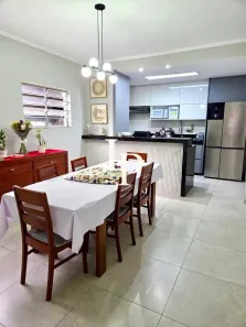 Sobrado com 4 Quartos à venda, 200m² no Jardim Cristiane, Santo André