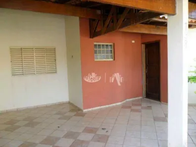 Casa com 2 Quartos para alugar, 100m² no Califórnia, Londrina