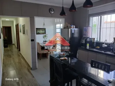 Casa com 2 Quartos à venda, 70m² no Vila Bandeirantes, São José dos Campos