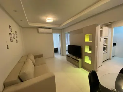 Apartamento com 2 Quartos para alugar, 60m² no Centro, Balneário Camboriú