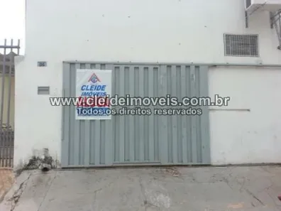 Casa com 2 Quartos para alugar, 55m² no Jardim Europa, Cuiabá