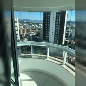Apartamento com 2 Quartos para alugar, 115m² no Centro, Balneário Camboriú