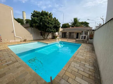 Casa com 3 Quartos à venda, 207m² no Jardim Maria Augusta, Taubaté