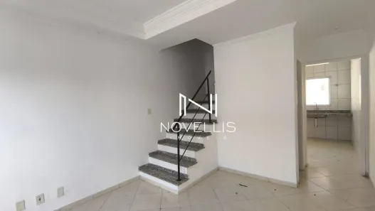 Casa de Condomínio com 2 Quartos à venda, 70m² no Jardim Jacinto, Jacareí