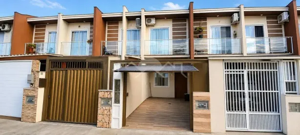 Sobrado com 2 Quartos à venda, 62m² no Floresta, Joinville