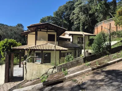 Casa de Condomínio com 3 Quartos à venda, 190m² no Caraguatá, Mairiporã