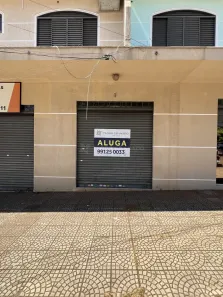 Prédio Comercial para alugar, 30m² no Zona 06, Maringá