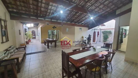 Casa com 3 Quartos à venda, 220m² no Vila Aparecida, Taubaté