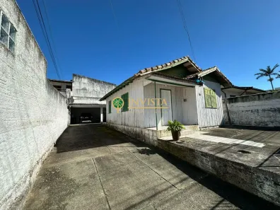 Lote/Terreno à venda, 222m² no Balneário, Florianópolis