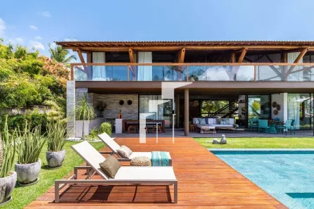 Casa com 5 Quartos para alugar, 350m² no , Maragogi