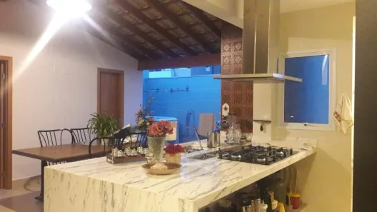 Apartamento com 4 Quartos à venda, 150m² no Universitário, Uberaba