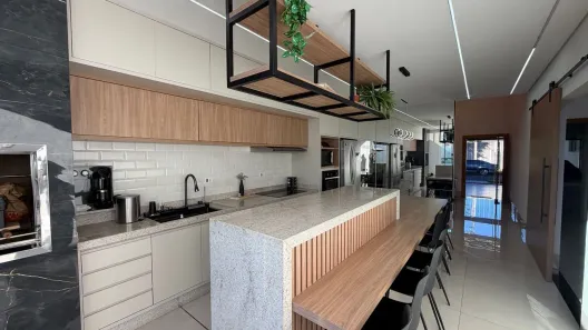 Casa com 3 Quartos à venda, 140m² no Jardim Munique, Maringá