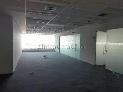 Sala Comercial à venda, 2844m² no Jardim São Luís, São Paulo